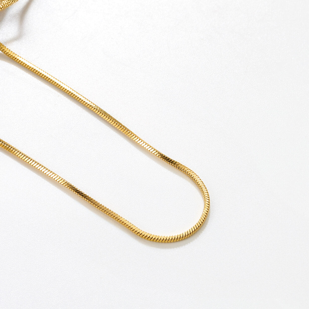 Madoww Ivy vedenkestävä kaulakoru