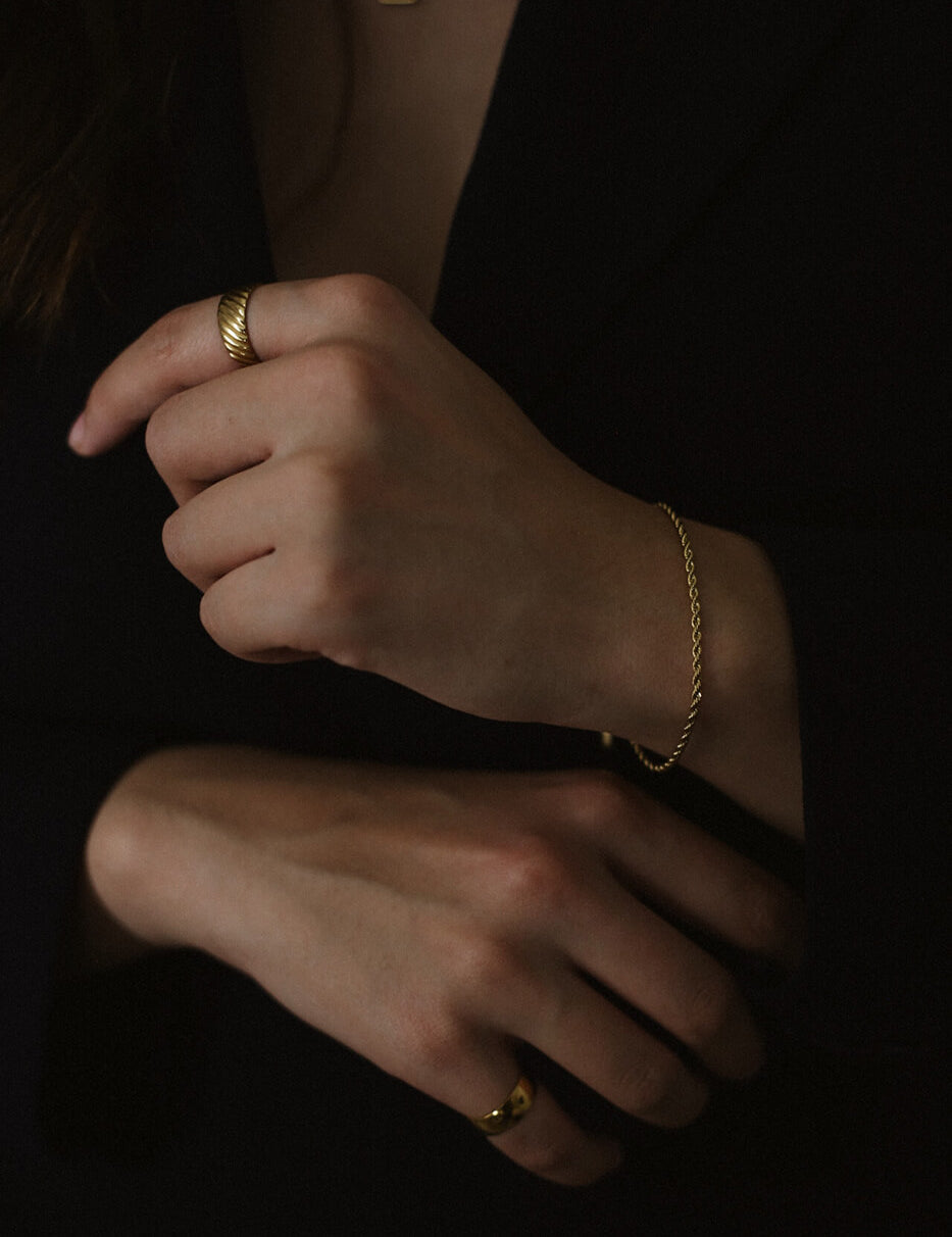 Kullatut ja vedenkestävät madoww rannekoru ja sormukset